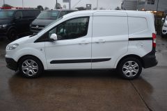 FORD TRANSIT COURIER TREND TDCI WHITE AIR CON EURO 6 VAN  - 3308 - 4