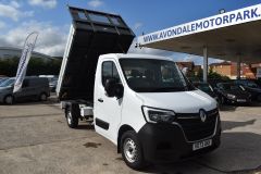 RENAULT MASTER ML35 BUSINESS RWD 145 BHP DCI TIPPER NAV A/C CRUISE - 4110 - 10