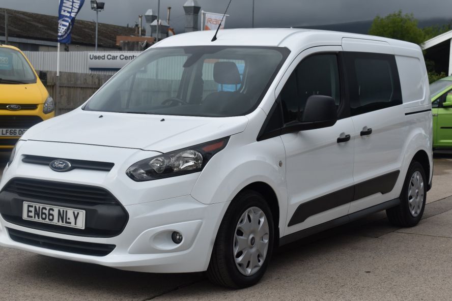 Used FORD TRANSIT CONNECT 230 DCIV CREW KOMBI 5 SEATS SAT
