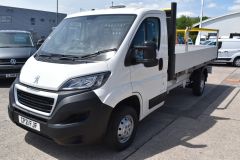 PEUGEOT BOXER BLUEHDI 335 L4 DROPSIDE 140 BHP WITH AIR CON  - 3640 - 1